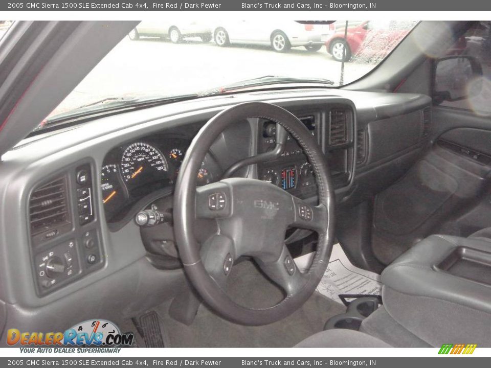 2005 GMC Sierra 1500 SLE Extended Cab 4x4 Fire Red / Dark Pewter Photo #14