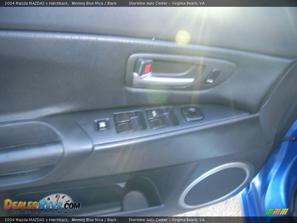 2004 Mazda MAZDA3 s Hatchback Winning Blue Mica / Black Photo #16