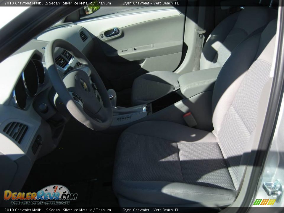 2010 Chevrolet Malibu LS Sedan Silver Ice Metallic / Titanium Photo #6