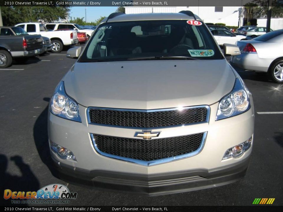 2010 Chevrolet Traverse LT Gold Mist Metallic / Ebony Photo #2