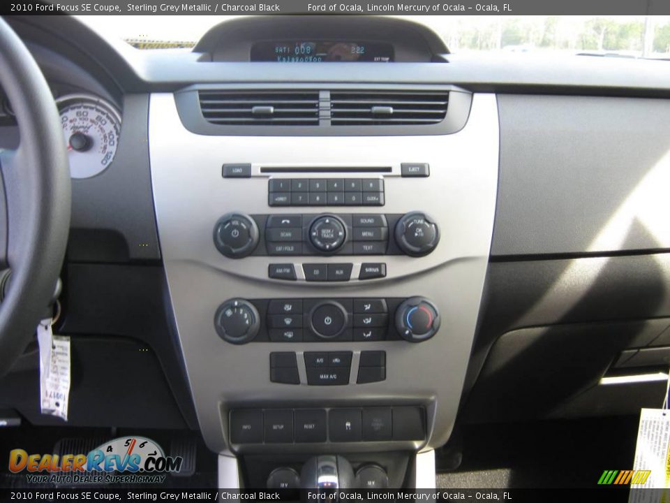 2010 Ford Focus SE Coupe Sterling Grey Metallic / Charcoal Black Photo #4