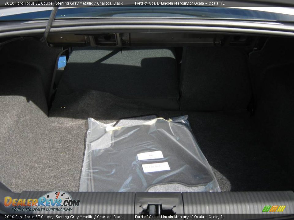 2010 Ford Focus SE Coupe Sterling Grey Metallic / Charcoal Black Photo #8