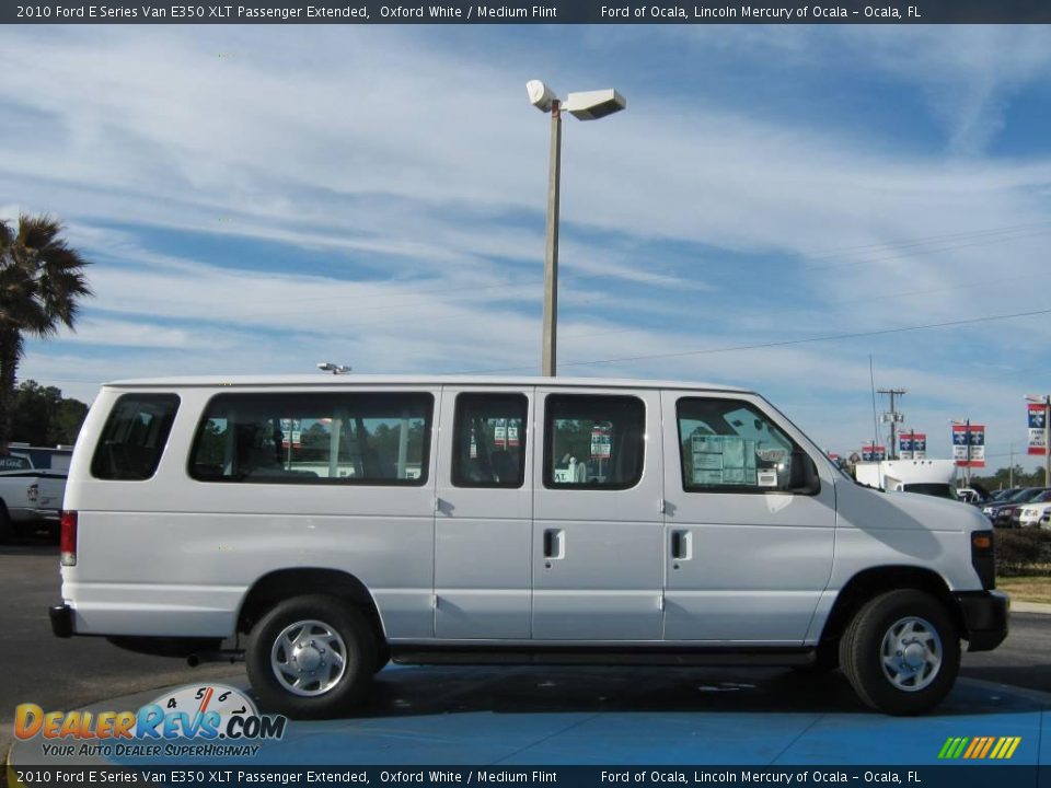 2010 Ford E Series Van E350 XLT Passenger Extended Oxford White / Medium Flint Photo #2