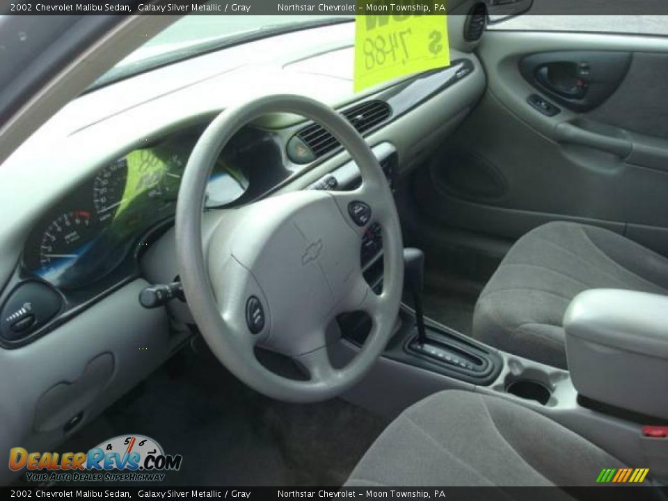 2002 Chevrolet Malibu Sedan Galaxy Silver Metallic / Gray Photo #15