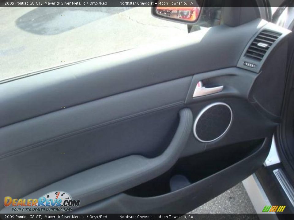2009 Pontiac G8 GT Maverick Silver Metallic / Onyx/Red Photo #14