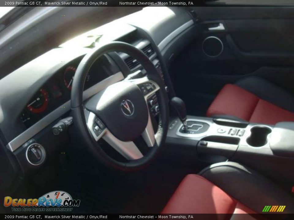 2009 Pontiac G8 GT Maverick Silver Metallic / Onyx/Red Photo #15