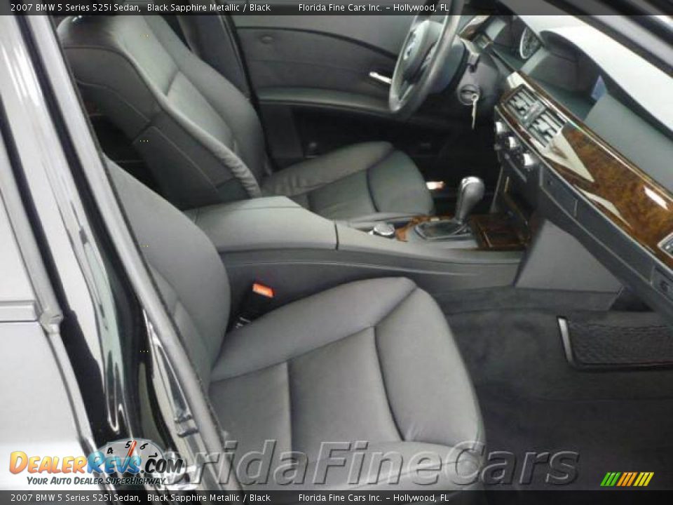 2007 BMW 5 Series 525i Sedan Black Sapphire Metallic / Black Photo #13