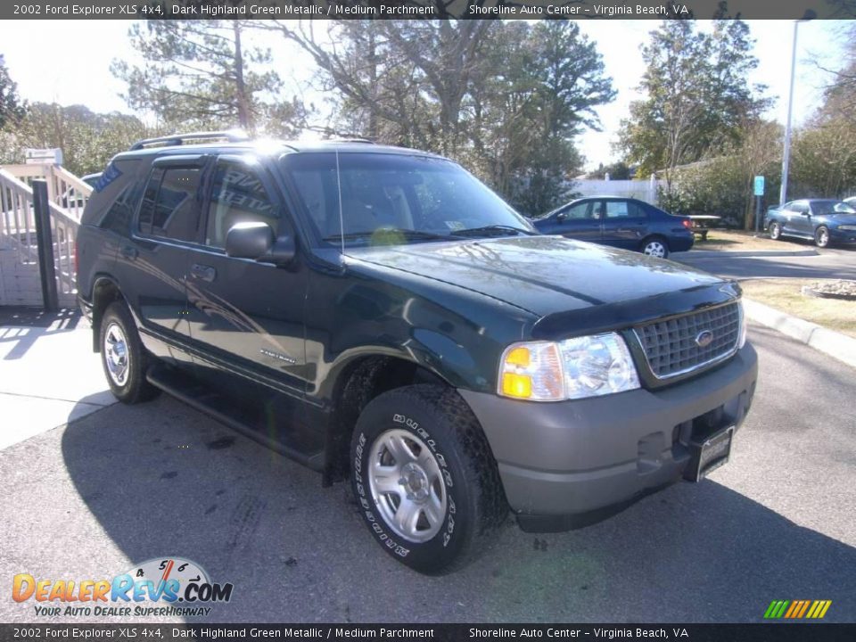 2002 Ford Explorer XLS 4x4 Dark Highland Green Metallic / Medium Parchment Photo #8