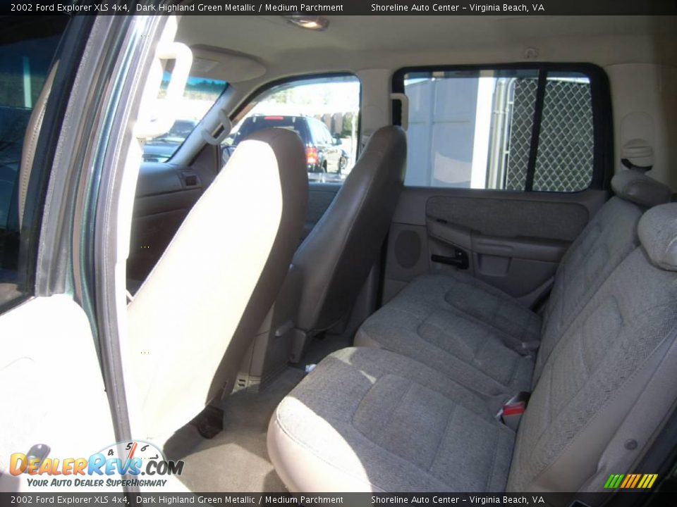 2002 Ford Explorer XLS 4x4 Dark Highland Green Metallic / Medium Parchment Photo #9