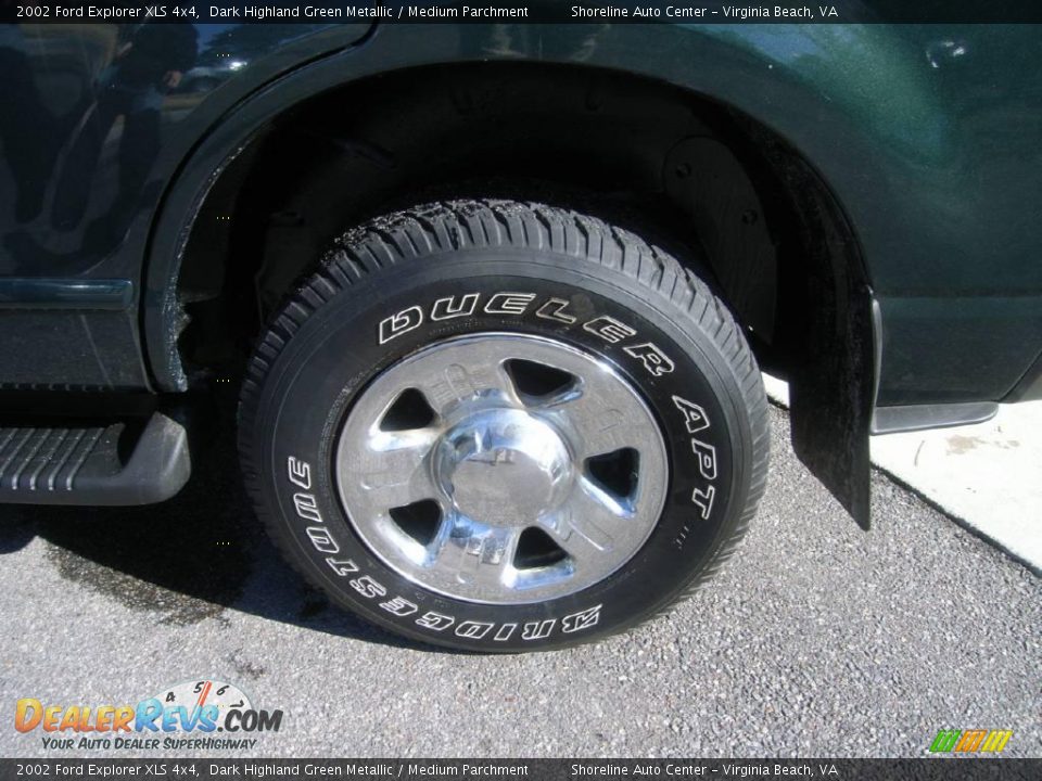 2002 Ford Explorer XLS 4x4 Dark Highland Green Metallic / Medium Parchment Photo #13