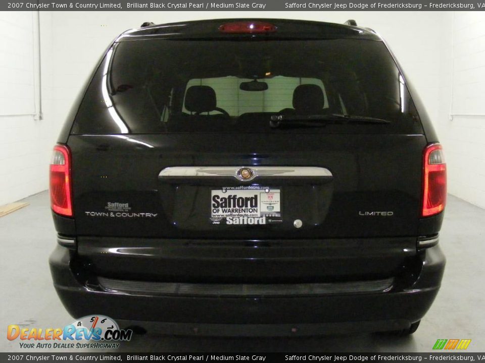 2007 Chrysler Town & Country Limited Brilliant Black Crystal Pearl / Medium Slate Gray Photo #5