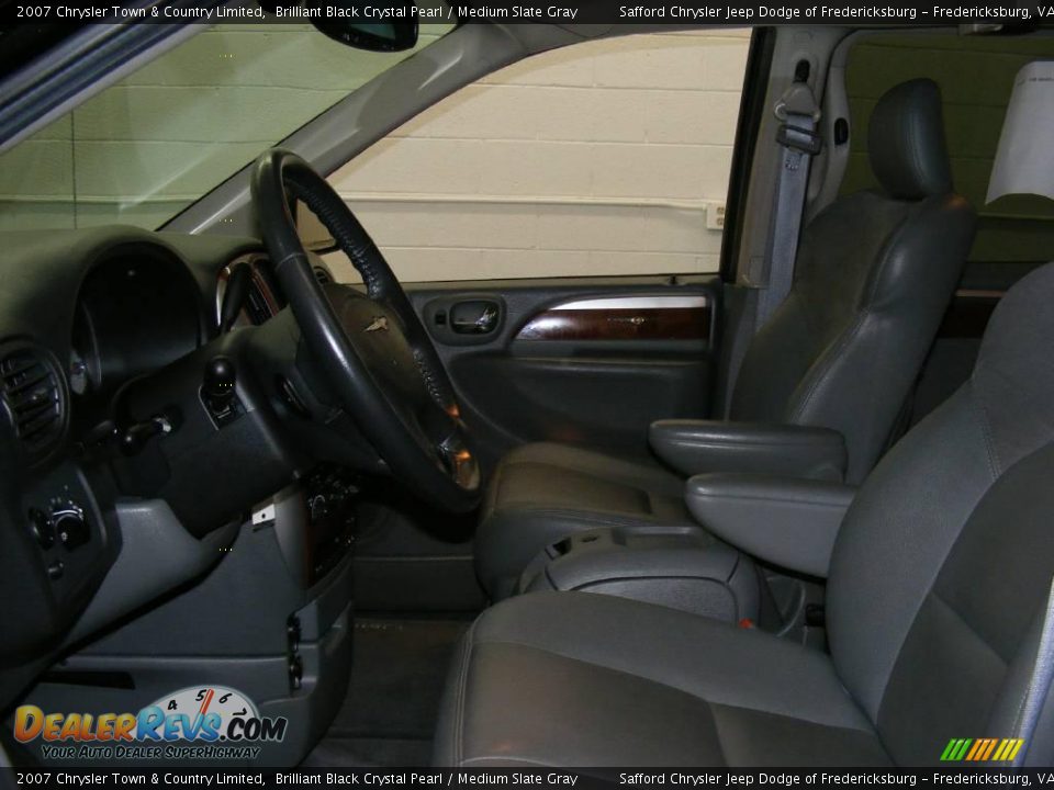 2007 Chrysler Town & Country Limited Brilliant Black Crystal Pearl / Medium Slate Gray Photo #11