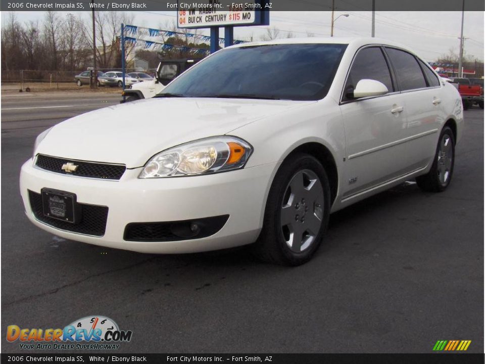2006 Chevrolet Impala SS White / Ebony Black Photo #1