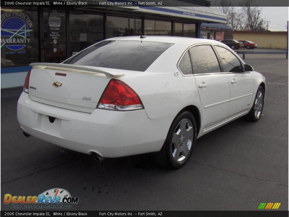 2006 Chevrolet Impala SS White / Ebony Black Photo #3