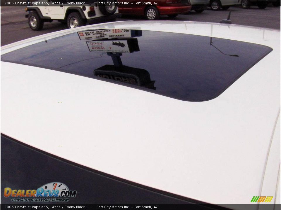 2006 Chevrolet Impala SS White / Ebony Black Photo #5