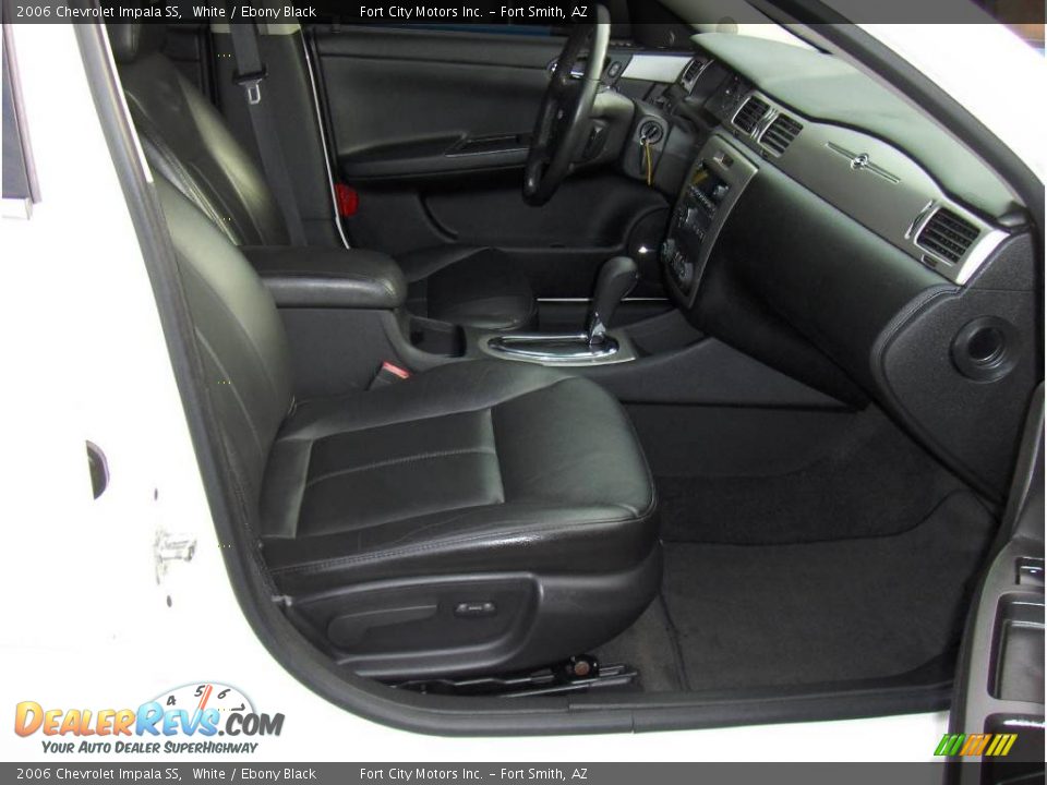 2006 Chevrolet Impala SS White / Ebony Black Photo #7