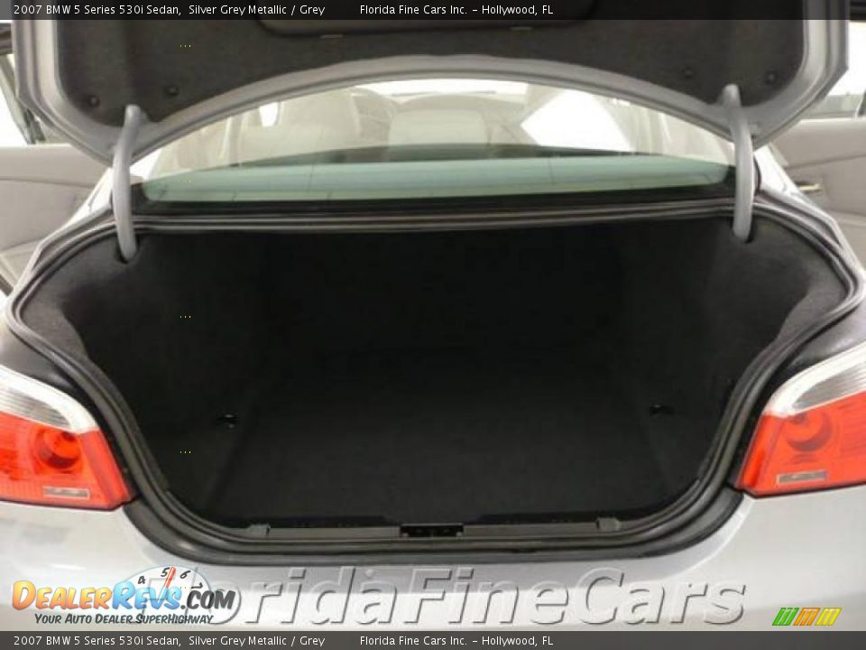 2007 BMW 5 Series 530i Sedan Silver Grey Metallic / Grey Photo #10