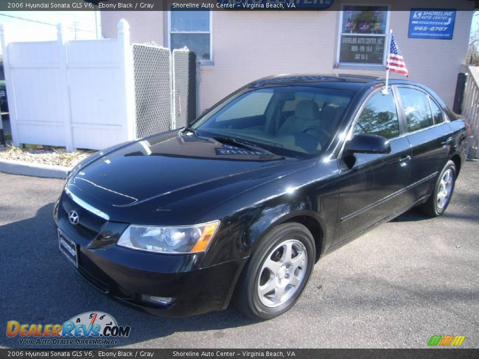 2006 Hyundai Sonata GLS V6 Ebony Black / Gray Photo #2