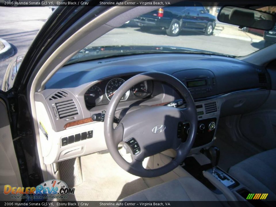 2006 Hyundai Sonata GLS V6 Ebony Black / Gray Photo #14