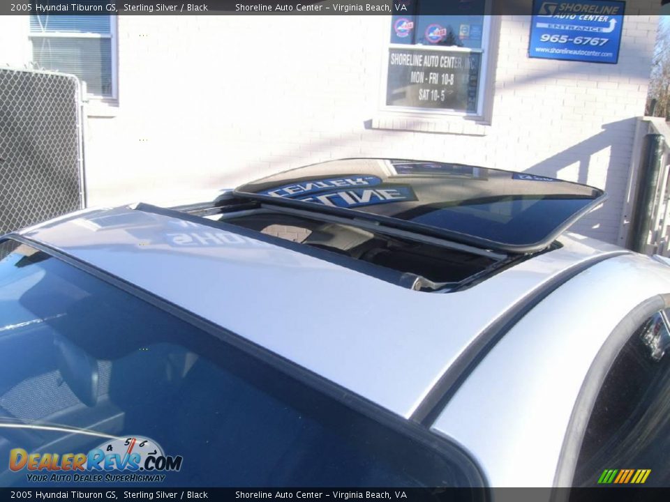 2005 Hyundai Tiburon GS Sterling Silver / Black Photo #9