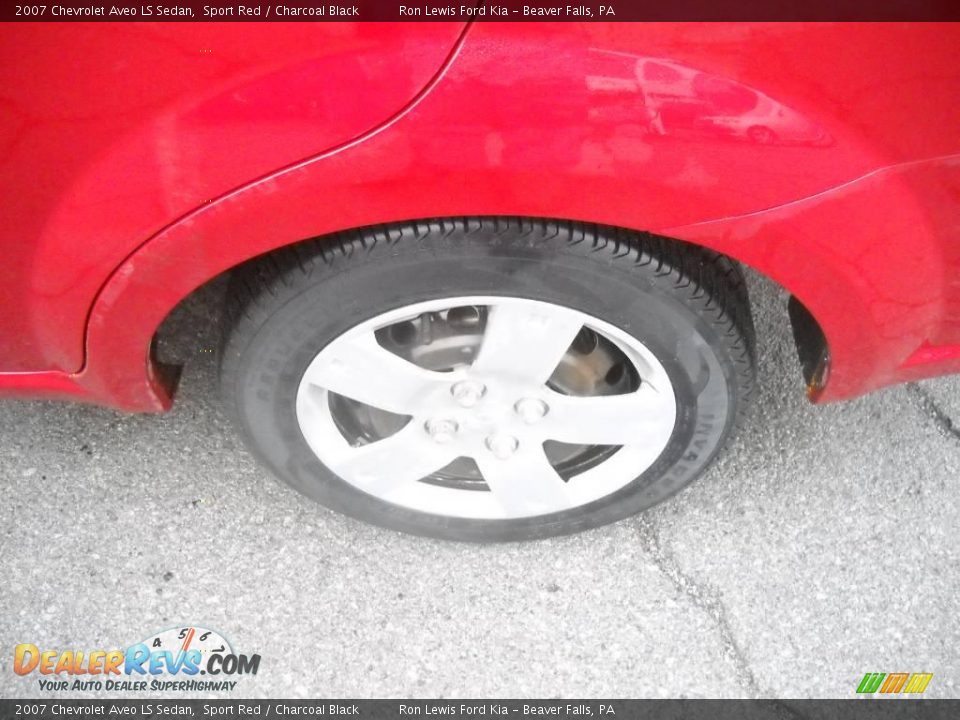 2007 Chevrolet Aveo LS Sedan Sport Red / Charcoal Black Photo #14