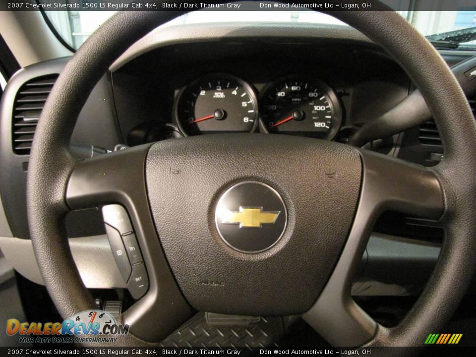 2007 Chevrolet Silverado 1500 LS Regular Cab 4x4 Black / Dark Titanium Gray Photo #9