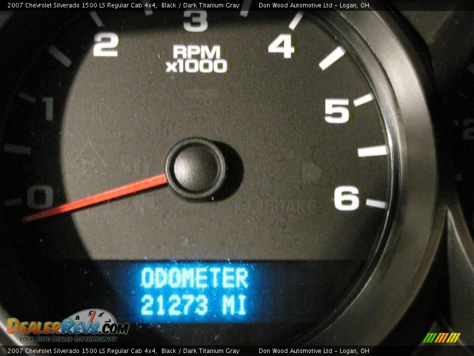 2007 Chevrolet Silverado 1500 LS Regular Cab 4x4 Black / Dark Titanium Gray Photo #10