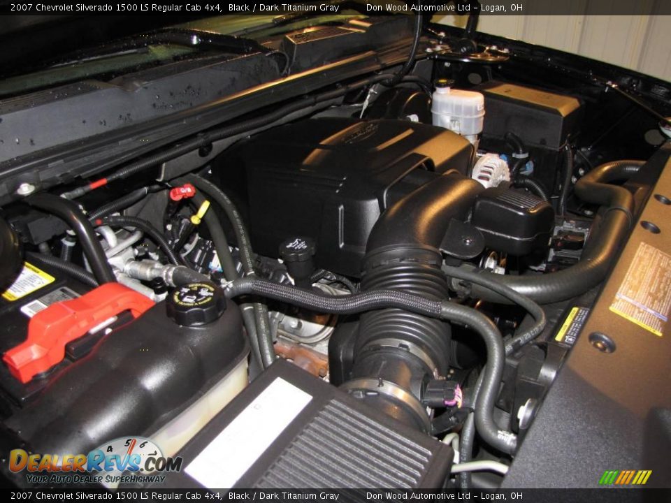 2007 Chevrolet Silverado 1500 LS Regular Cab 4x4 Black / Dark Titanium Gray Photo #25