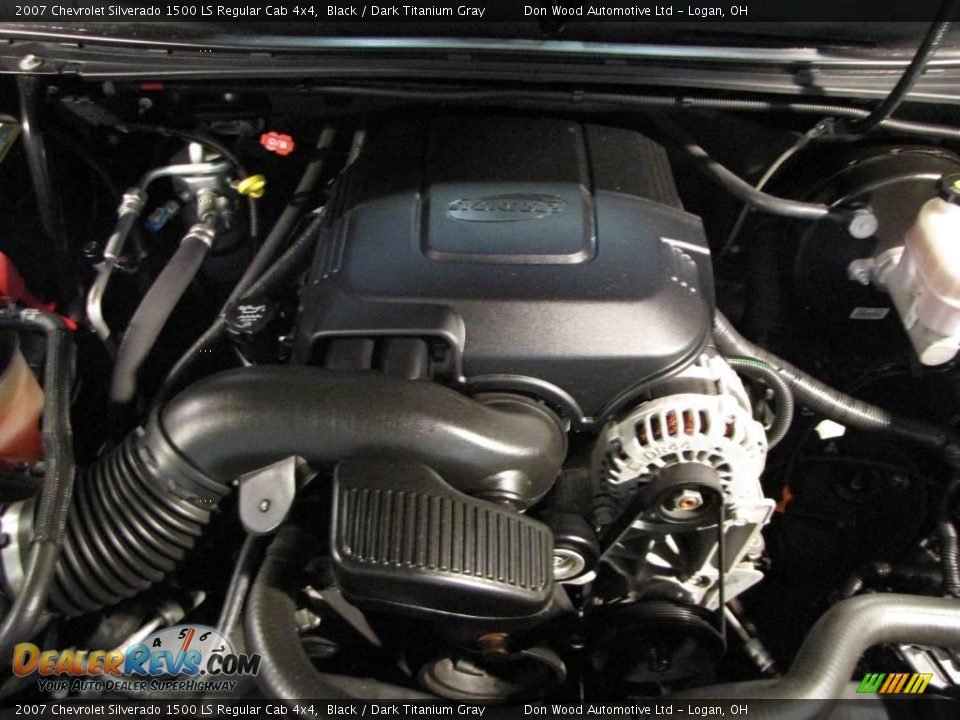 2007 Chevrolet Silverado 1500 LS Regular Cab 4x4 Black / Dark Titanium Gray Photo #26
