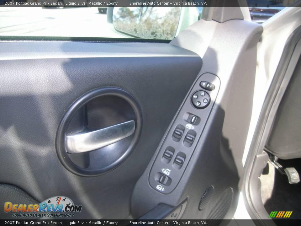 2007 Pontiac Grand Prix Sedan Liquid Silver Metallic / Ebony Photo #14