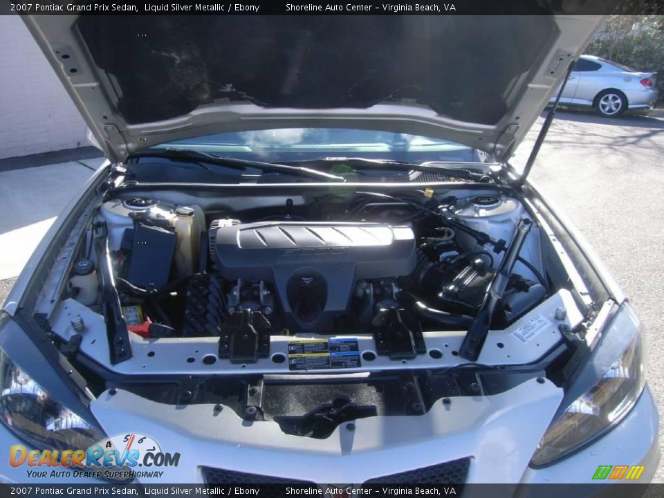 2007 Pontiac Grand Prix Sedan Liquid Silver Metallic / Ebony Photo #19