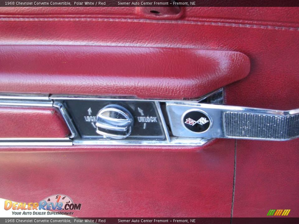 1968 Chevrolet Corvette Convertible Polar White / Red Photo #18