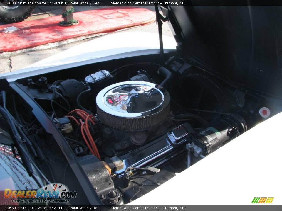 1968 Chevrolet Corvette Convertible Polar White / Red Photo #20
