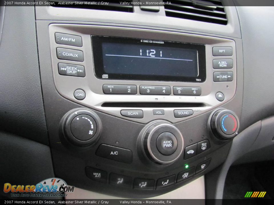 2007 Honda Accord EX Sedan Alabaster Silver Metallic / Gray Photo #11