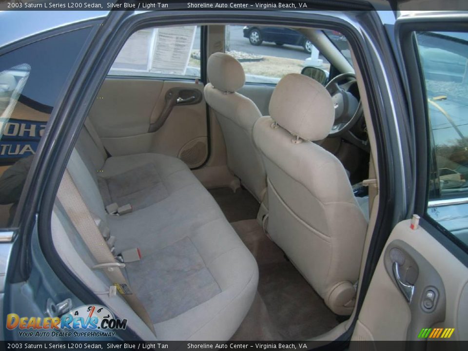 2003 Saturn L Series L200 Sedan Silver Blue / Light Tan Photo #10