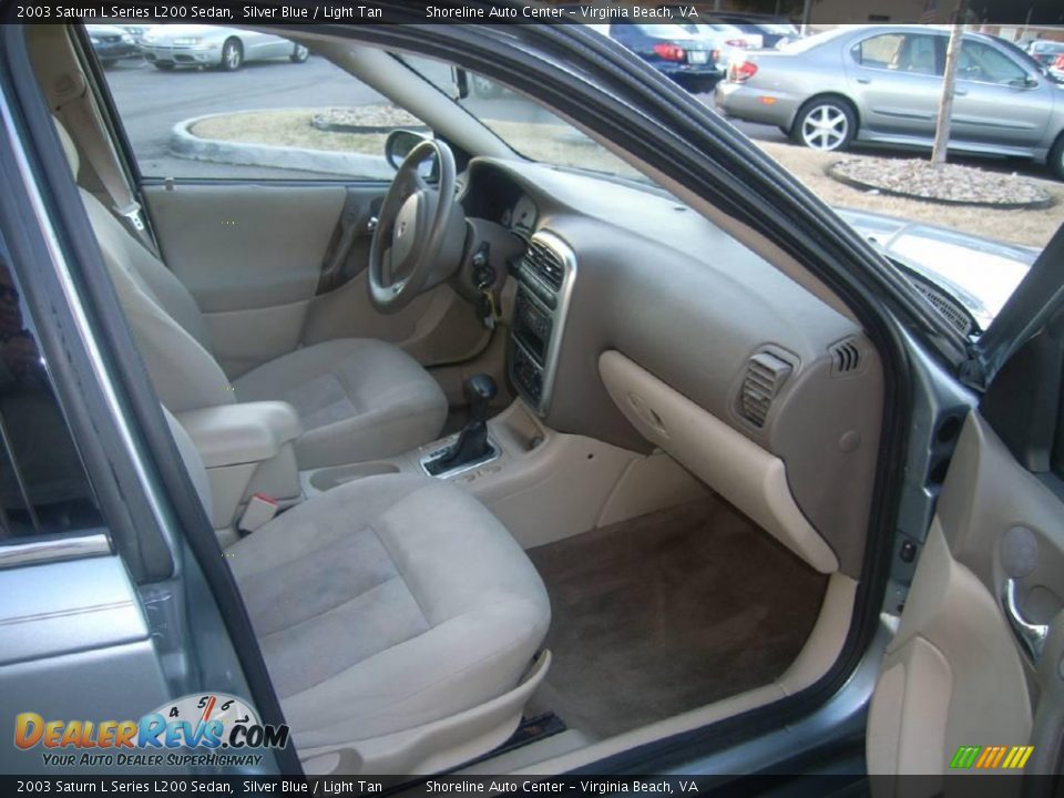 2003 Saturn L Series L200 Sedan Silver Blue / Light Tan Photo #11