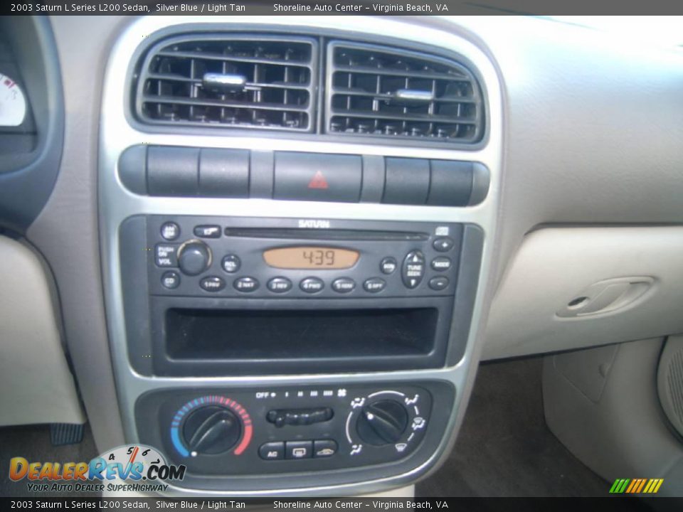 2003 Saturn L Series L200 Sedan Silver Blue / Light Tan Photo #13