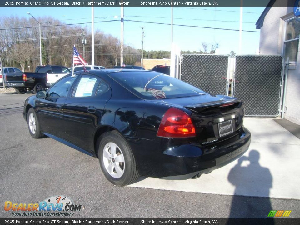 2005 Pontiac Grand Prix GT Sedan Black / Parchment/Dark Pewter Photo #4