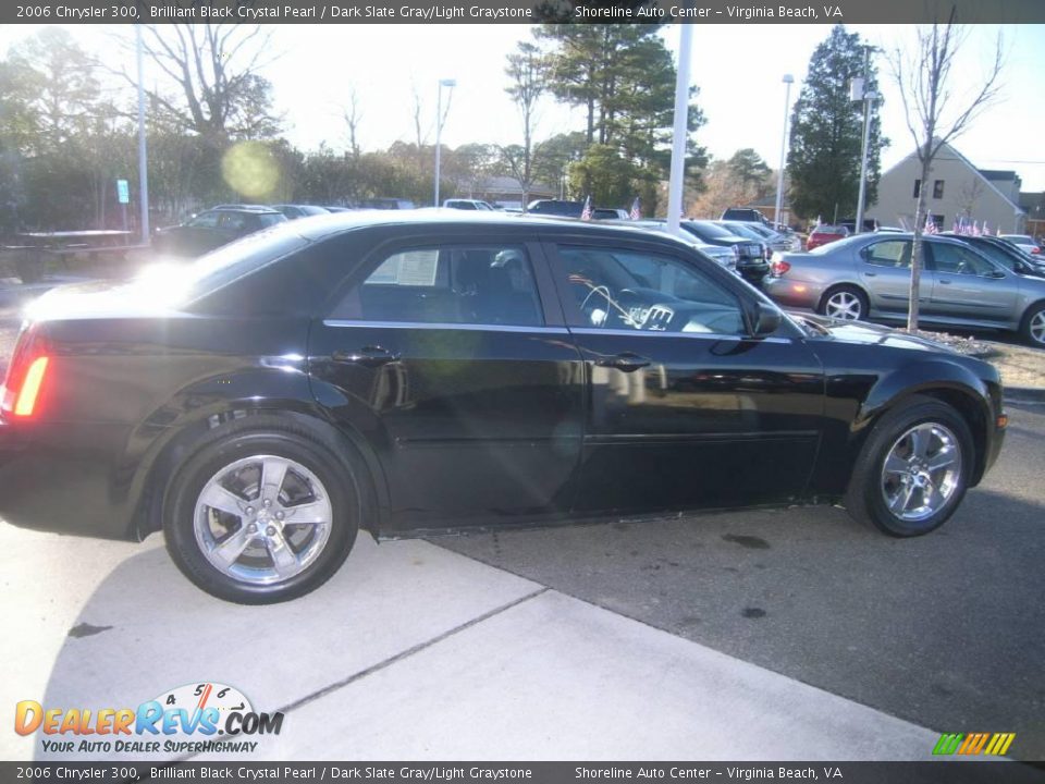 2006 Chrysler 300 Brilliant Black Crystal Pearl / Dark Slate Gray/Light Graystone Photo #7