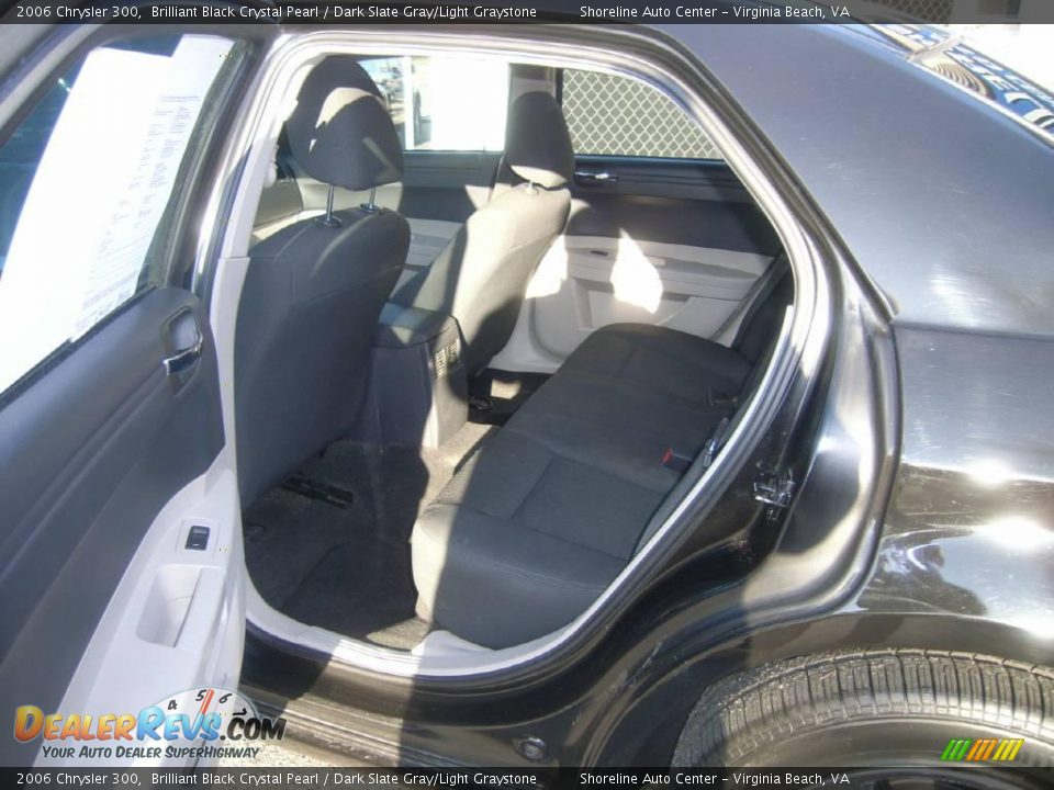 2006 Chrysler 300 Brilliant Black Crystal Pearl / Dark Slate Gray/Light Graystone Photo #9