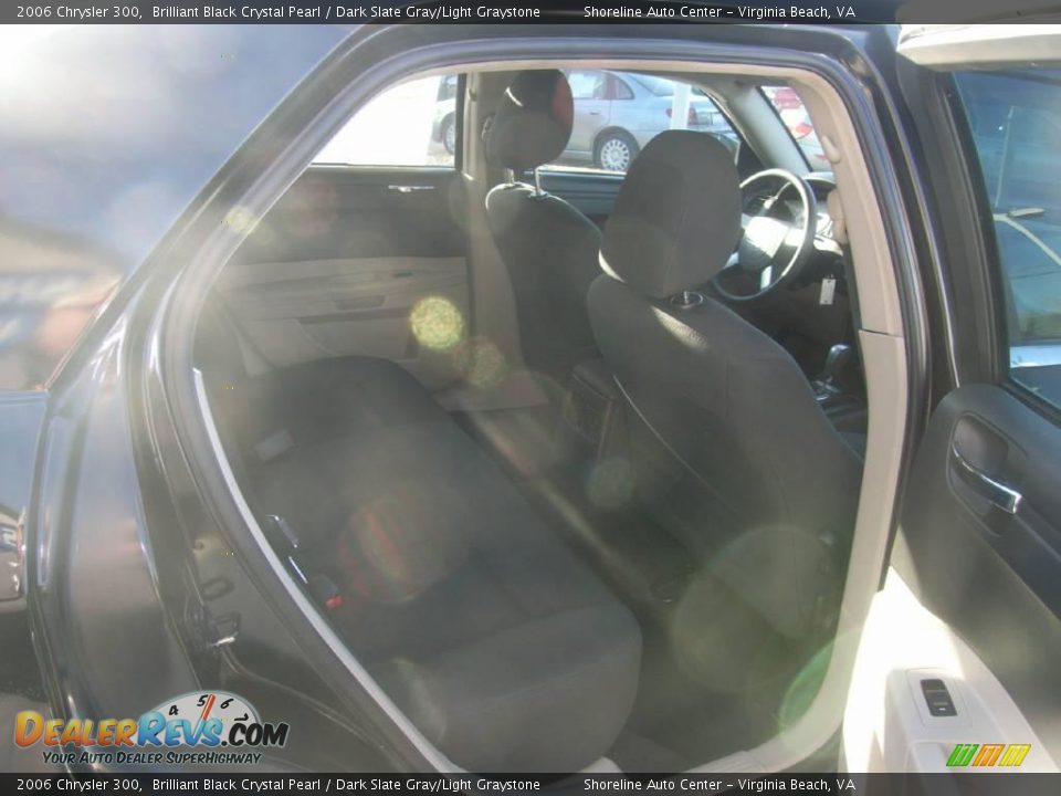 2006 Chrysler 300 Brilliant Black Crystal Pearl / Dark Slate Gray/Light Graystone Photo #10