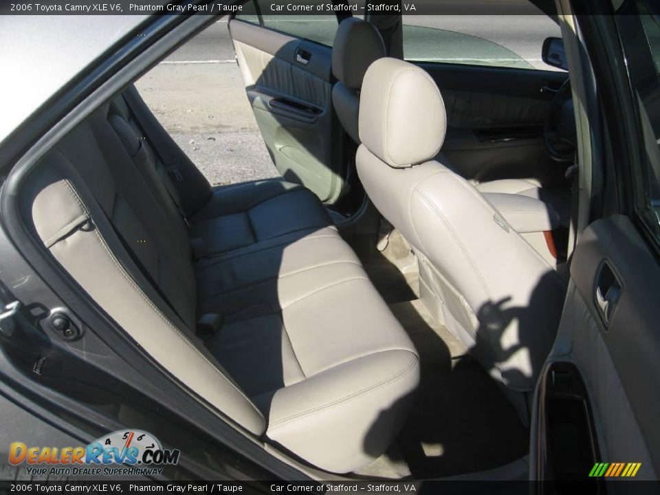 2006 Toyota Camry XLE V6 Phantom Gray Pearl / Taupe Photo #9
