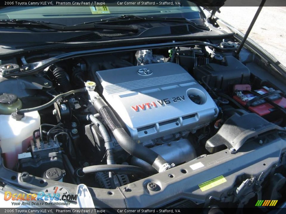 2006 Toyota Camry XLE V6 Phantom Gray Pearl / Taupe Photo #17