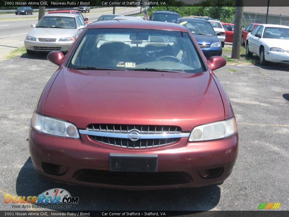 2001 Nissan Altima GXE Nouveau Ruby / Blond Photo #1