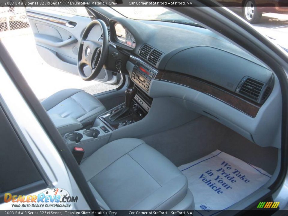 2003 BMW 3 Series 325xi Sedan Titanium Silver Metallic / Grey Photo #8
