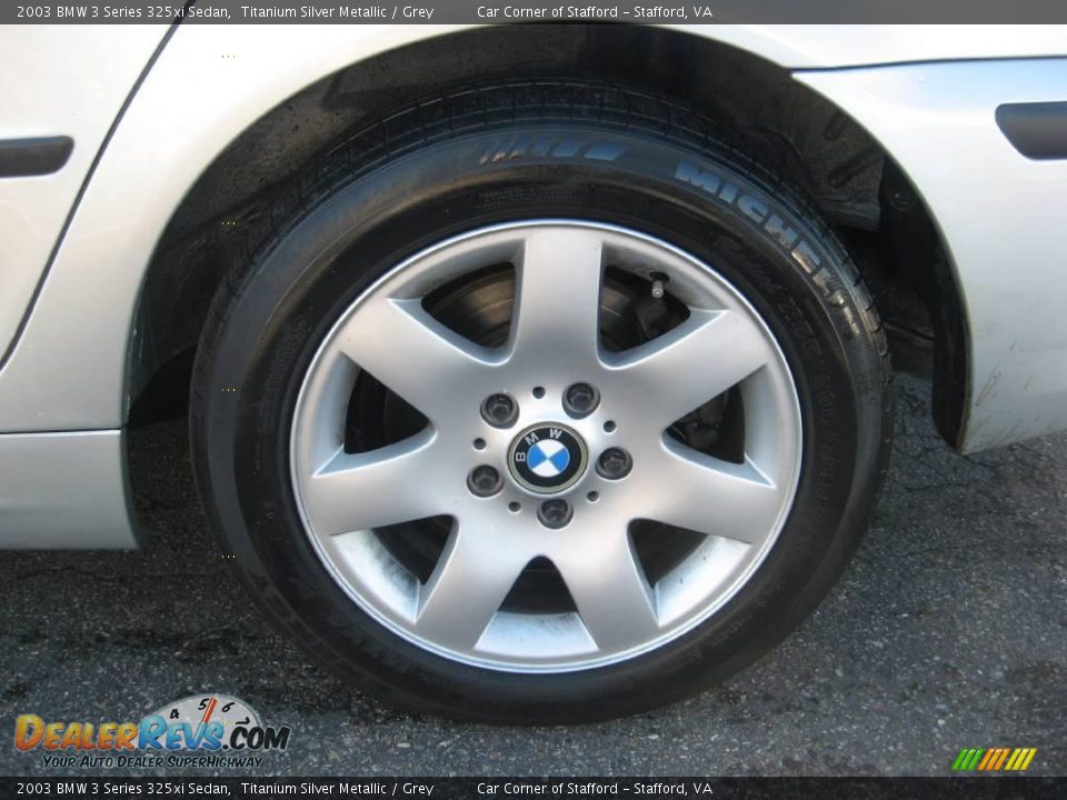 2003 BMW 3 Series 325xi Sedan Titanium Silver Metallic / Grey Photo #13