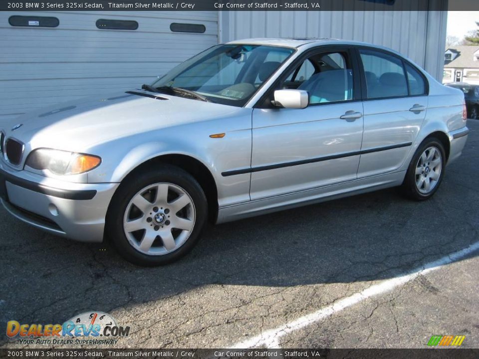 2003 BMW 3 Series 325xi Sedan Titanium Silver Metallic / Grey Photo #19