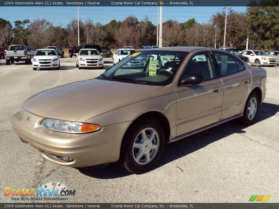 2004 Oldsmobile Alero GL1 Sedan Sandstone / Neutral Photo #1