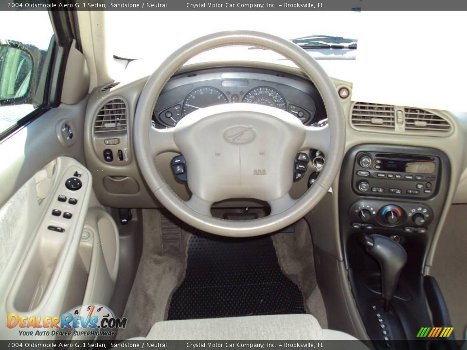 2004 Oldsmobile Alero GL1 Sedan Sandstone / Neutral Photo #6