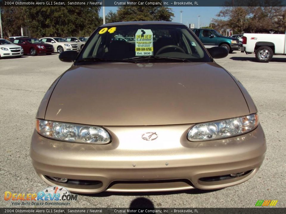 2004 Oldsmobile Alero GL1 Sedan Sandstone / Neutral Photo #13